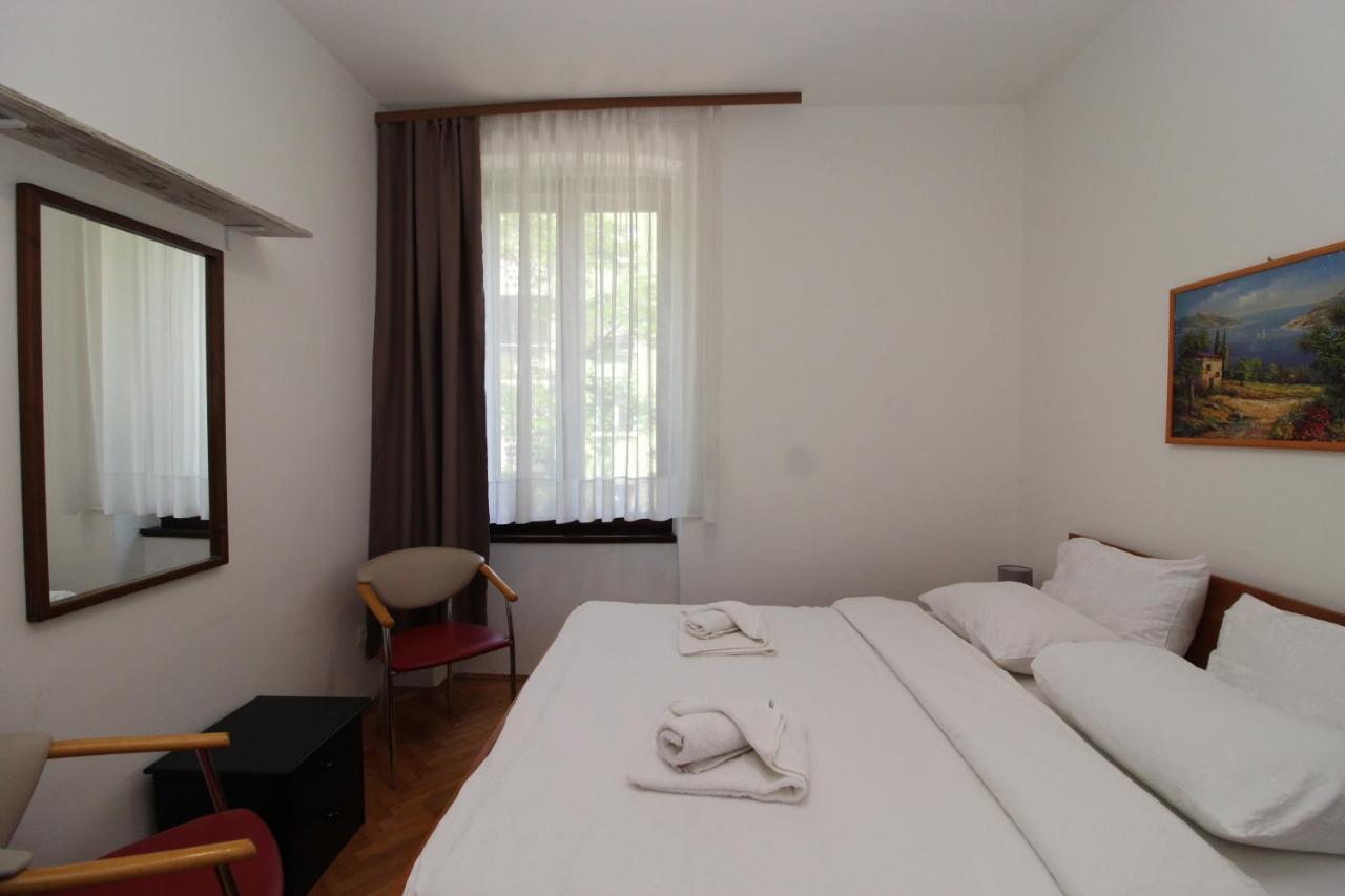 Se-Na Apartment Pula Exterior photo